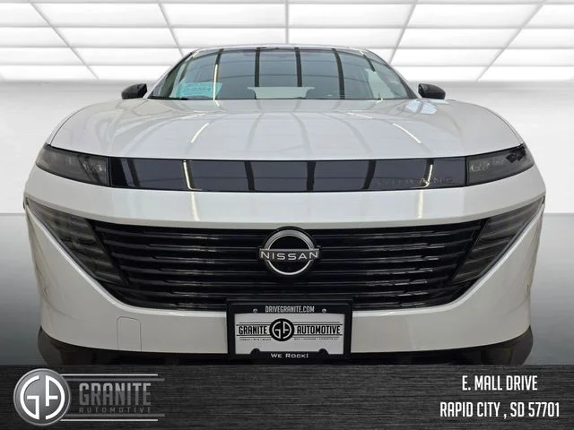 New 2026 White Nissan Platinum image 9