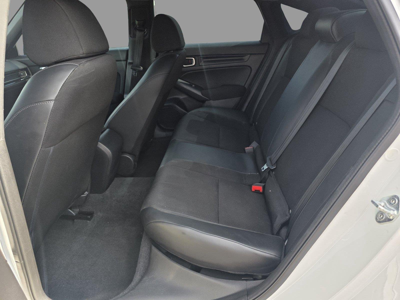 Used 2022 Platinum White Pearl Honda Sport image 27