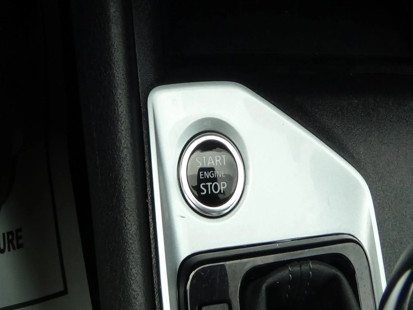 Used 2025 Bluestone Pearl (rcf) Nissan 2.5 SV image 23