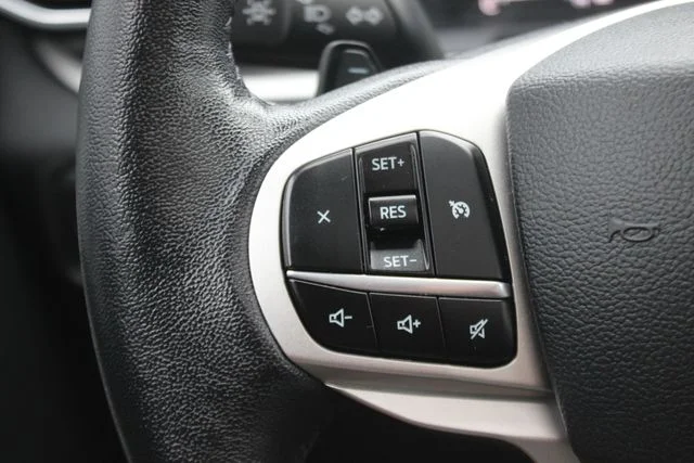 Used 2021 Silver Ford XLT image 15