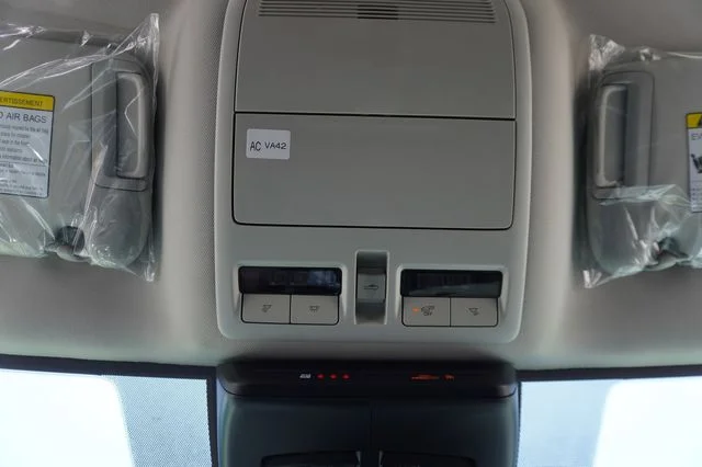 2025 Mazda CX-50 Premium Plus - Photo 9