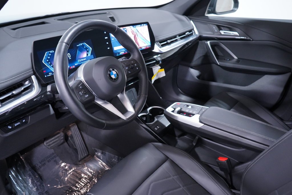 Used 2026 Jet Black BMW xDrive28i image 6