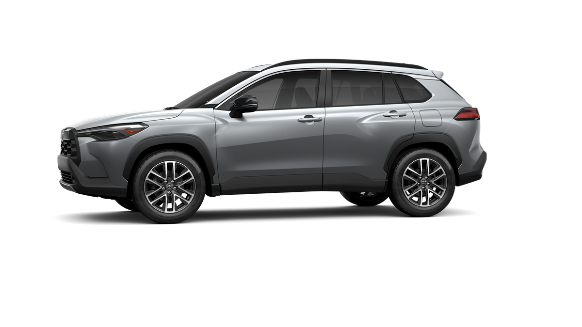 New 2026 Sonic Silver Toyota XLE image 3