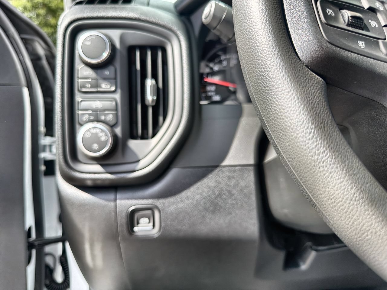2026 Chevrolet Silverado 1500 Custom - Photo 15