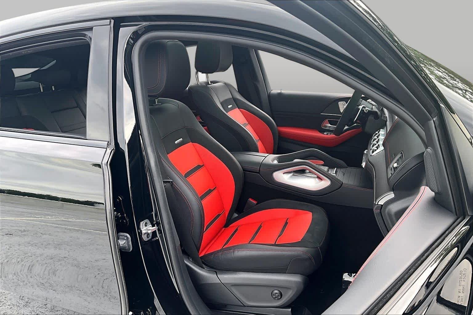 Used 2024 Obsidian Black Metallic Mercedes-Benz AMG® GLE 53 image 9
