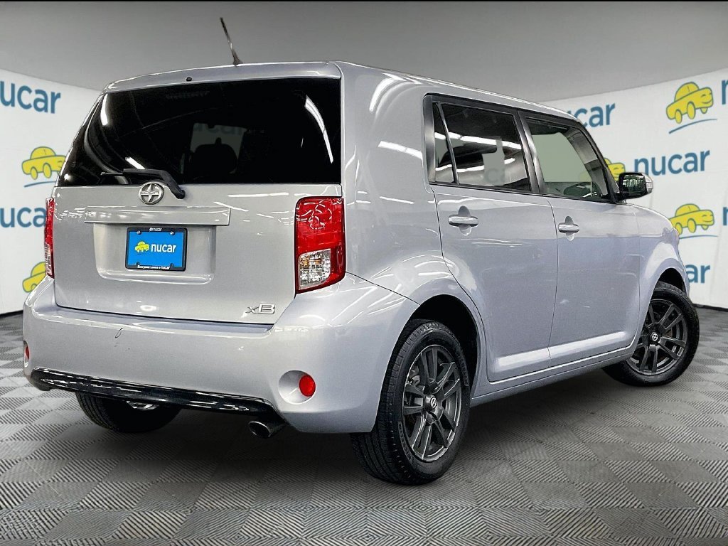 Used 2013 Silver Scion 10 Series image 6