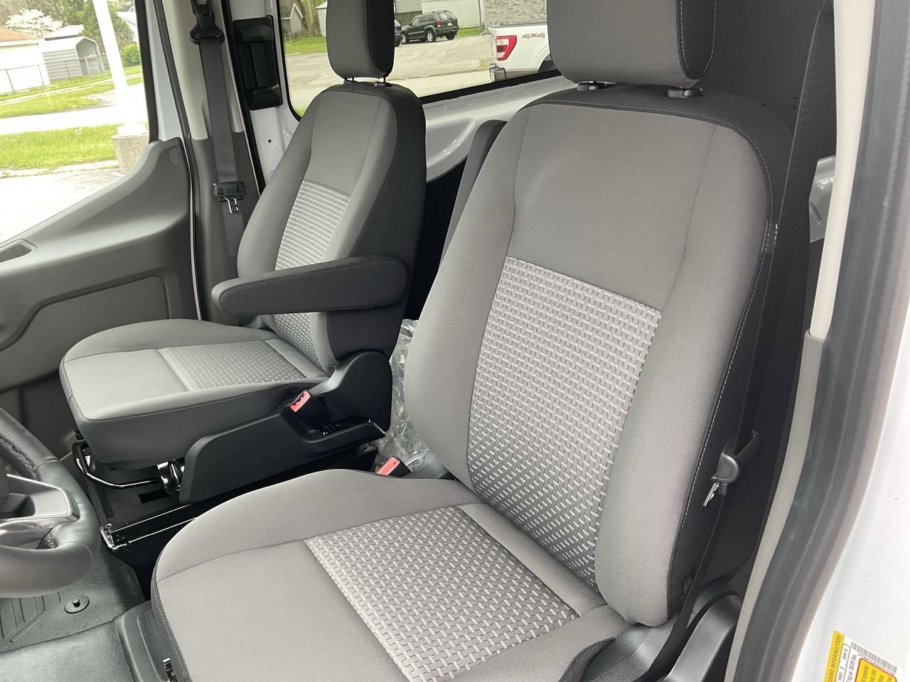 2025 Ford Transit Van Base - Photo 11