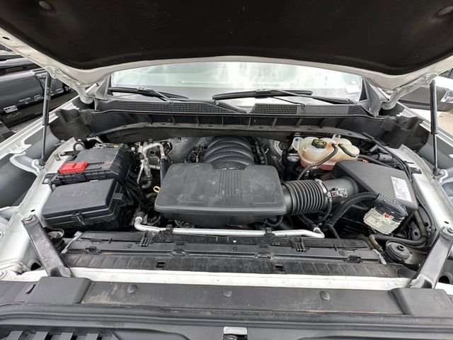 Used 2021 White Chevrolet LT image 33