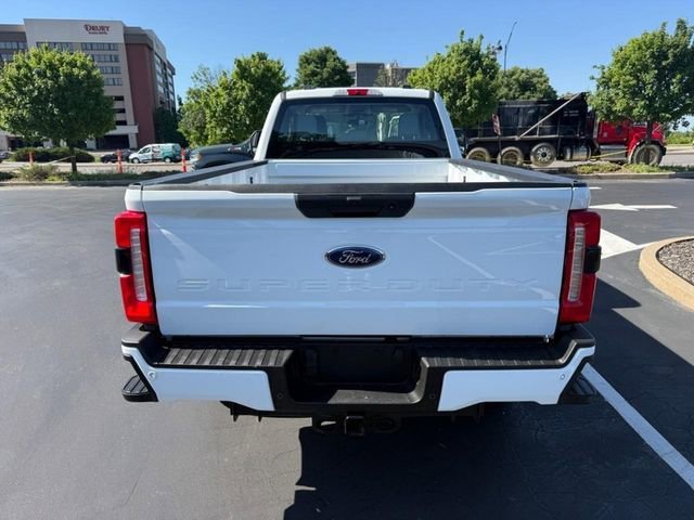 Used 2025 White Ford XL image 6