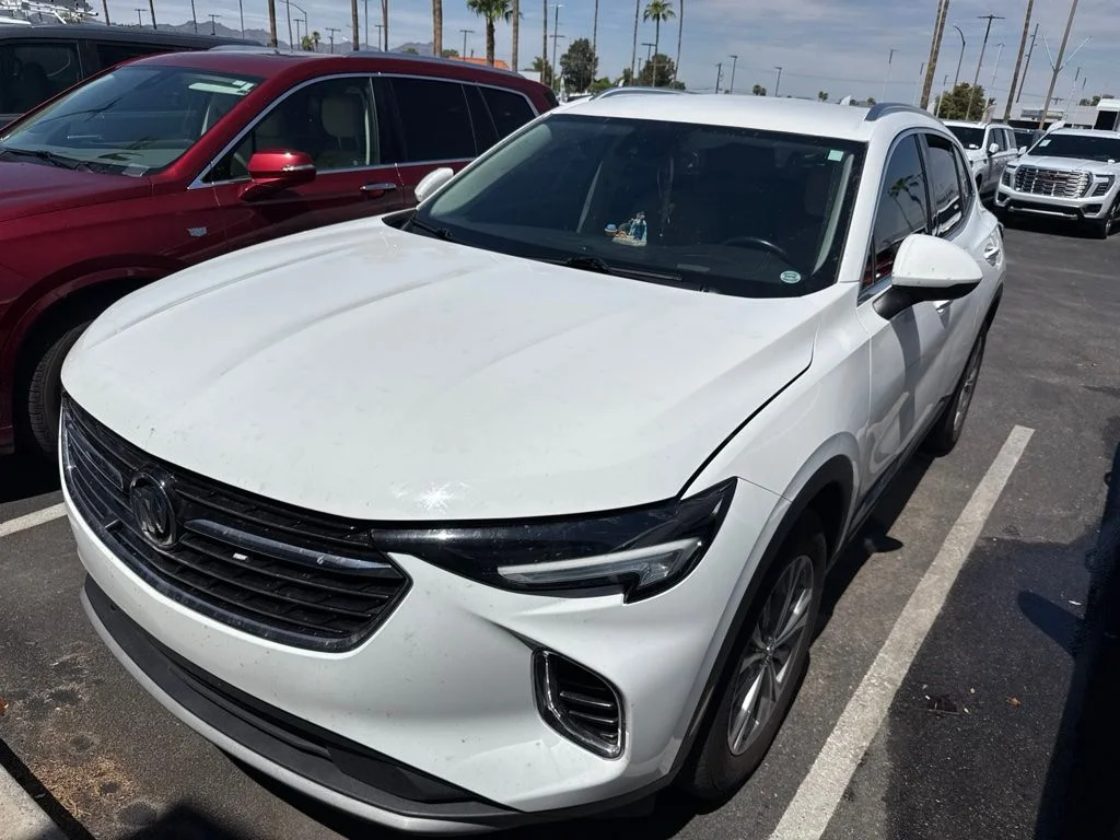 Used 2022 White Buick Preferred image 4