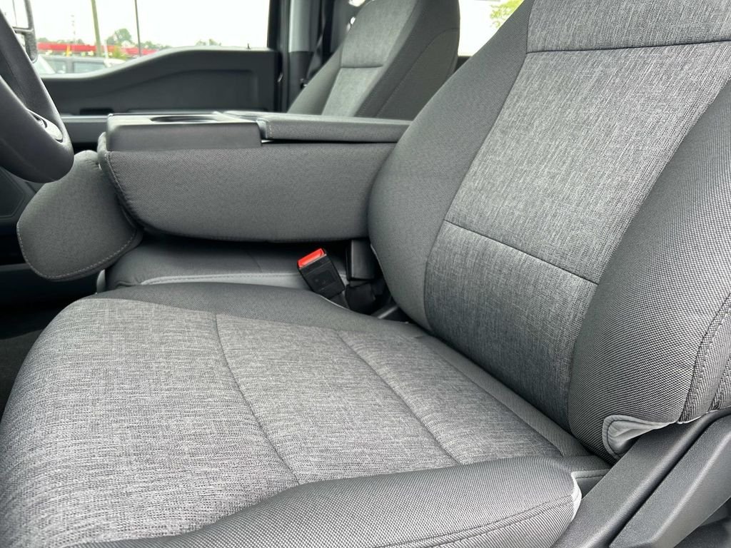 New 2026 Carbonized Gray Metallic Ford F-250® XL image 21