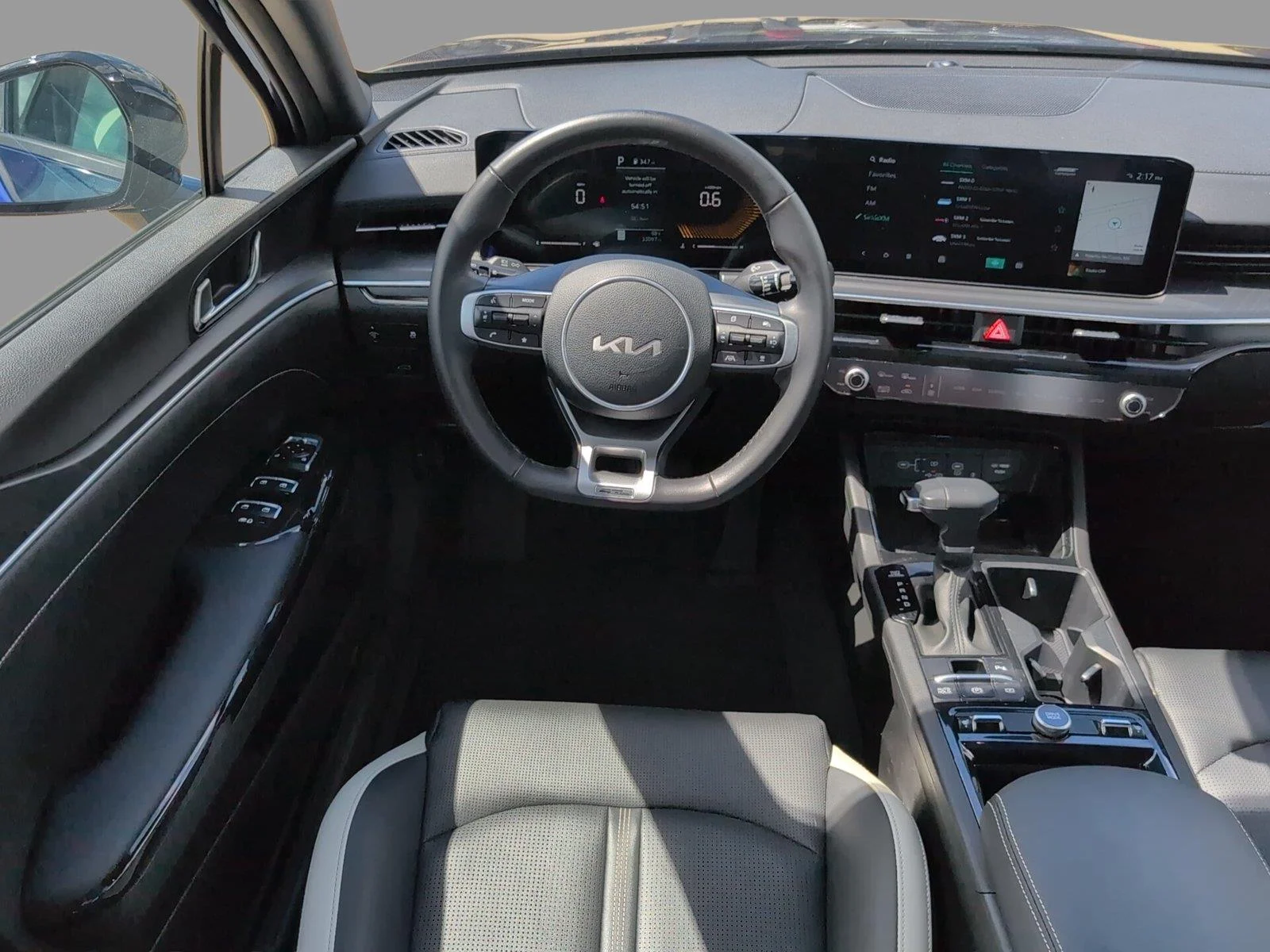 Used 2025 Yacht Blue Kia GT-Line image 27