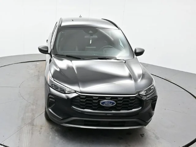 Used 2025 Agate Black Metal Ford ST-Line image 32
