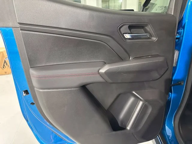 Used 2024 Blue Chevrolet Z71 image 14