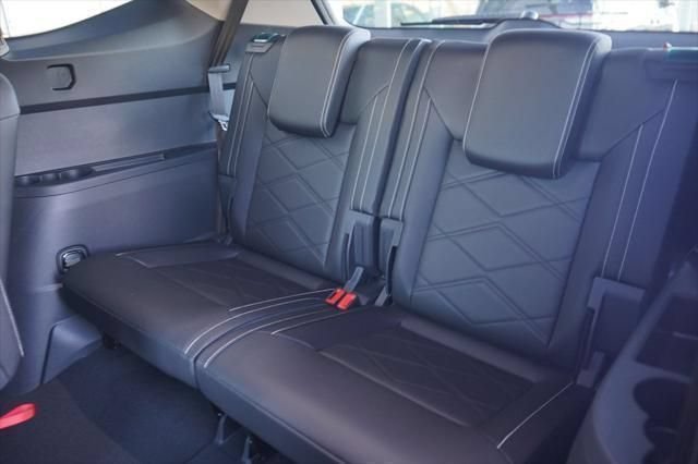 New 2026 Silver Mist Metallic Volkswagen SE w/Technology image 8