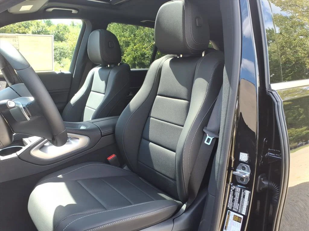 2025 Mercedes-Benz GLE GLE450 - Photo 44