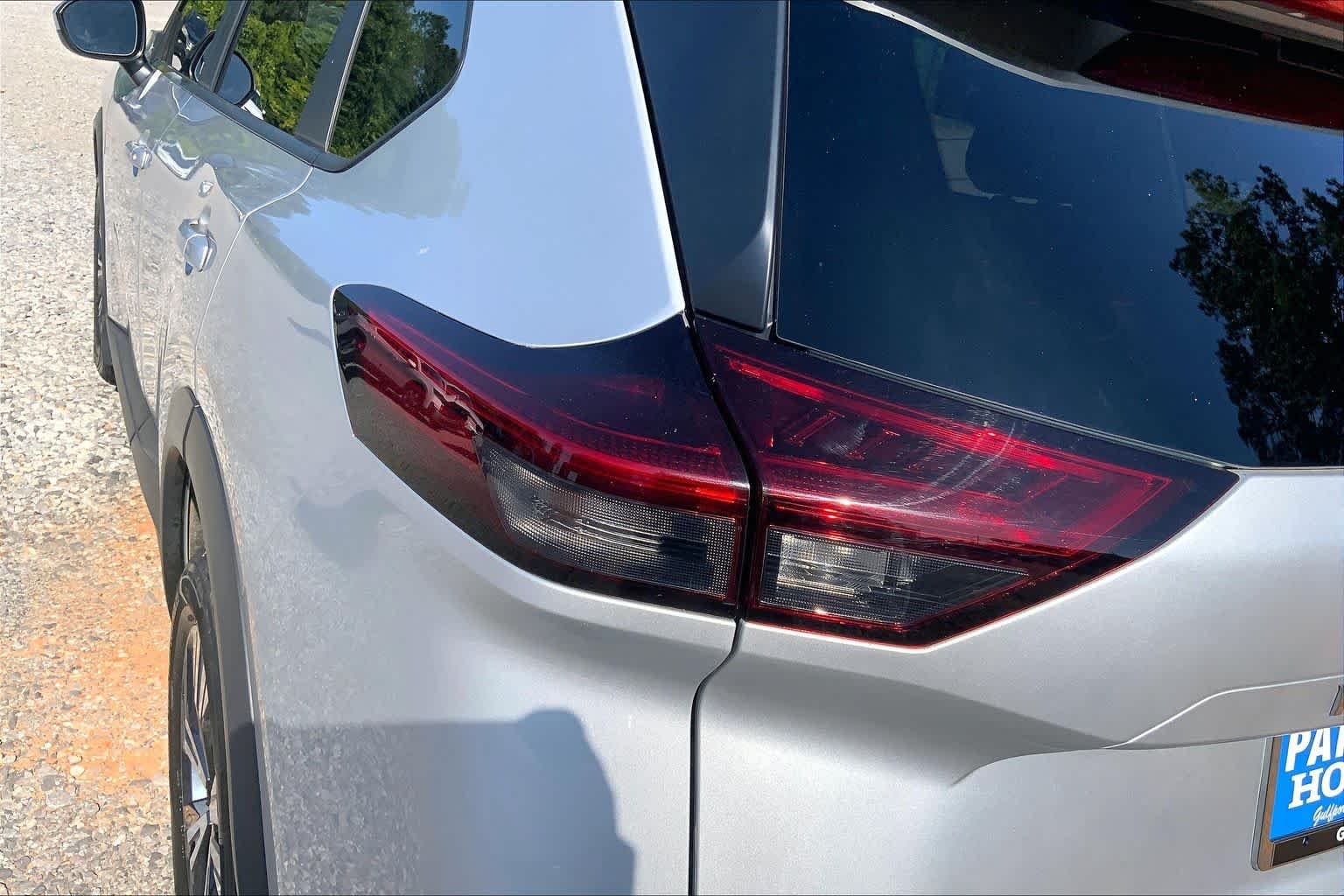 Used 2023 Brilliant Silver Metallic Nissan SV image 28