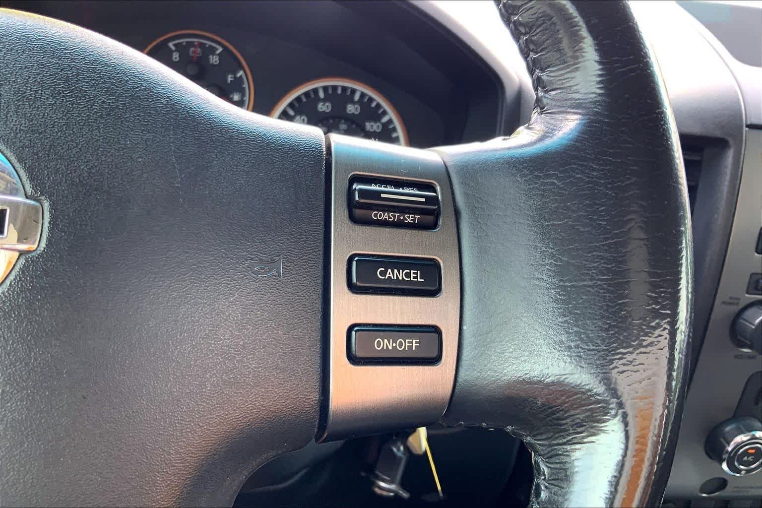 Used 2008 Desert Stone Metallic Nissan LE image 24