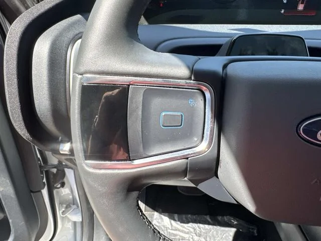 Certified Used 2025 Oxford White Ford Active image 40