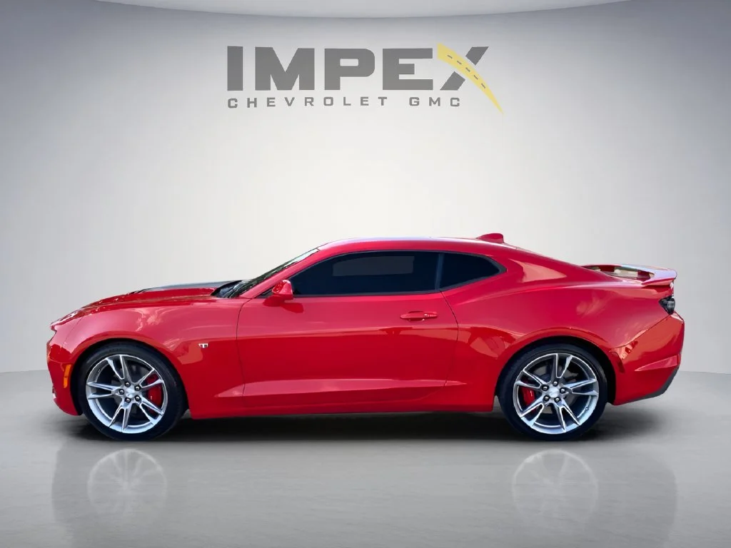 Used 2022 Red Chevrolet SS image 25