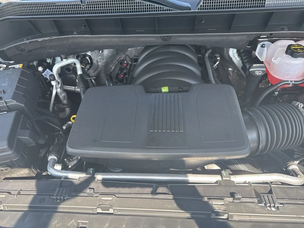 New 2026 White Chevrolet RST image 31