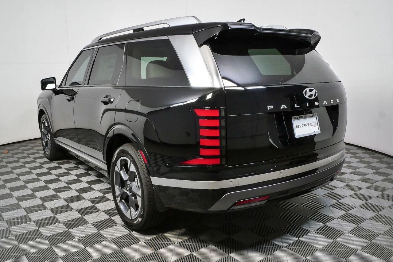 New 2026 Abyss Black Pearl Hyundai Limited FWD image 65