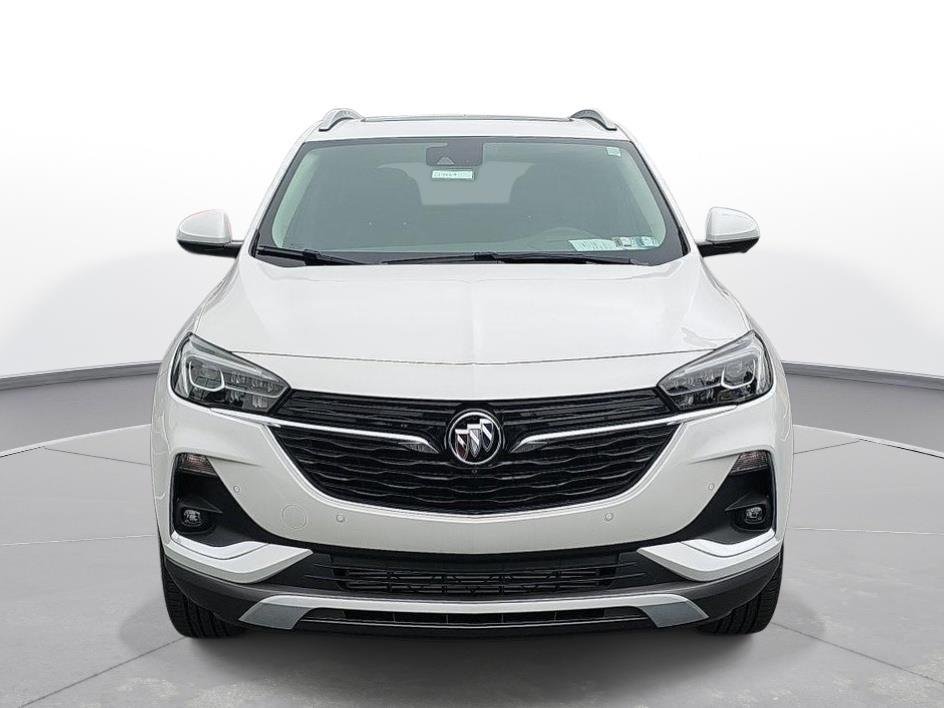 Used 2022 White Frost Tricoat Buick Essence image 2