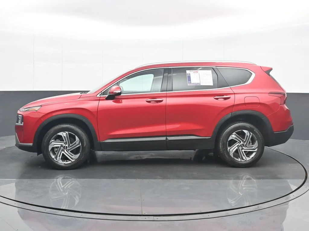 Used 2023 Red Hyundai SEL image 3