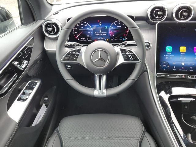 Used 2026 Black Mercedes-Benz GLC 300 image 13