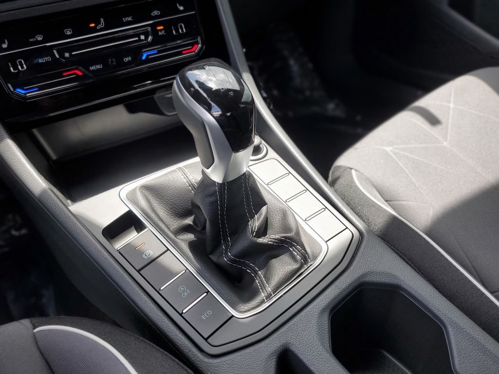 New 2026 Silver Volkswagen 1.5T Sport image 16