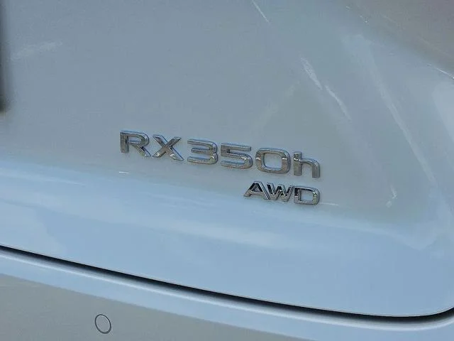 New 2026 Eminent White Pearl Lexus 350h Premium image 18