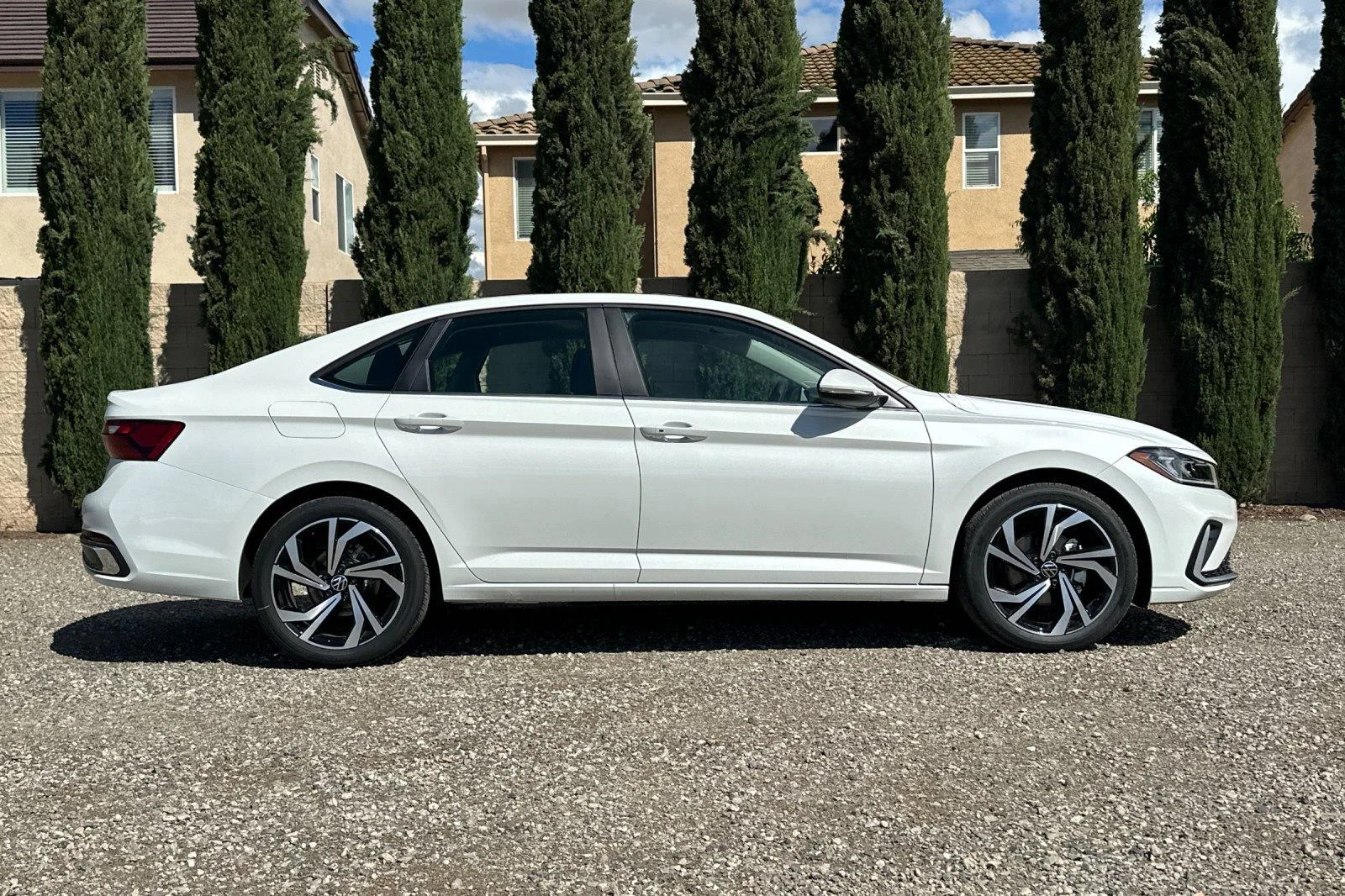 New 2026 Opal White Pearl Volkswagen SEL image 3