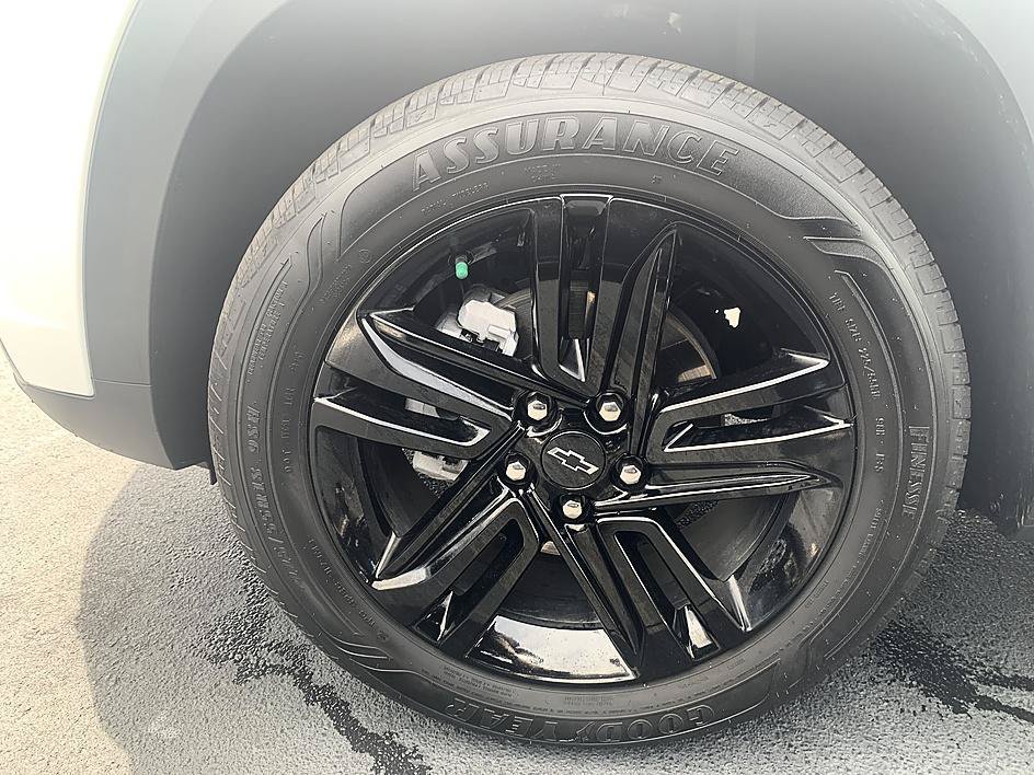 Used 2026 Summit White Chevrolet ACTIV image 8