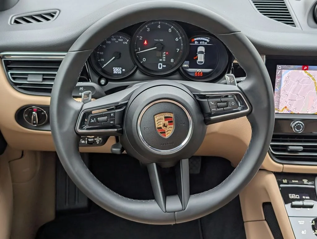 Used 2025 White Porsche  image 18