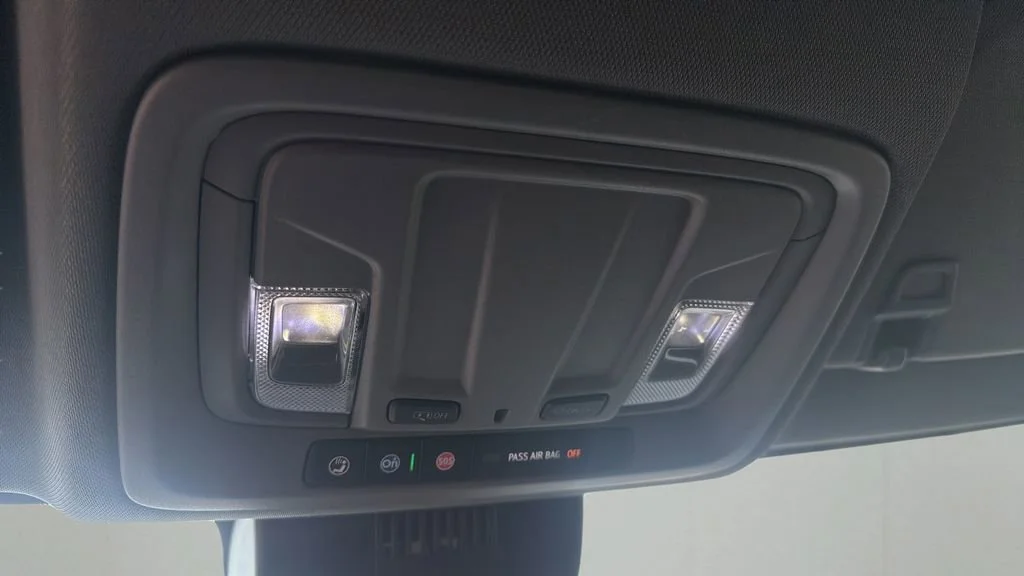 New 2026 Summit White GMC Elevation image 41