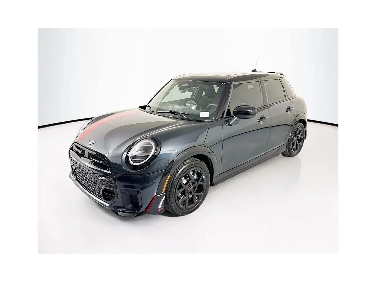 New 2026 Legend Grey Metallic MINI ICONIC image 1