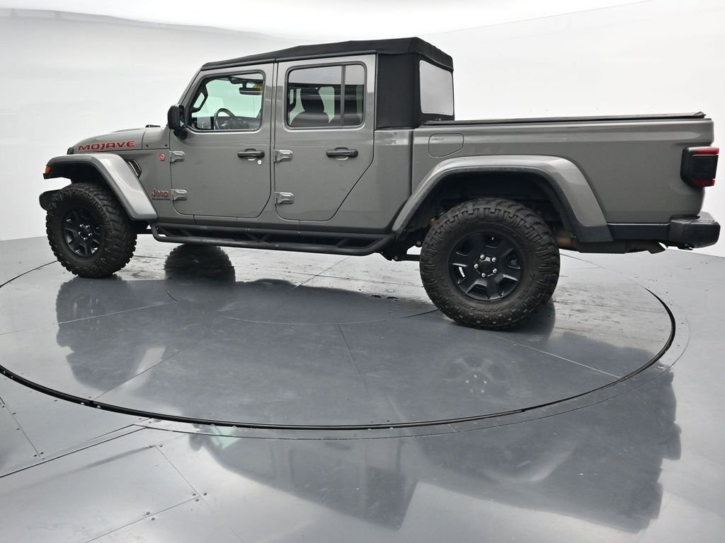 Used 2021 Gray Jeep Mojave image 5