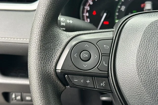 Used 2025 Black Toyota XLE image 29