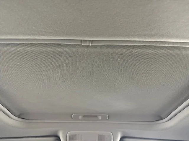 Used 2016 White Mazda Touring image 28