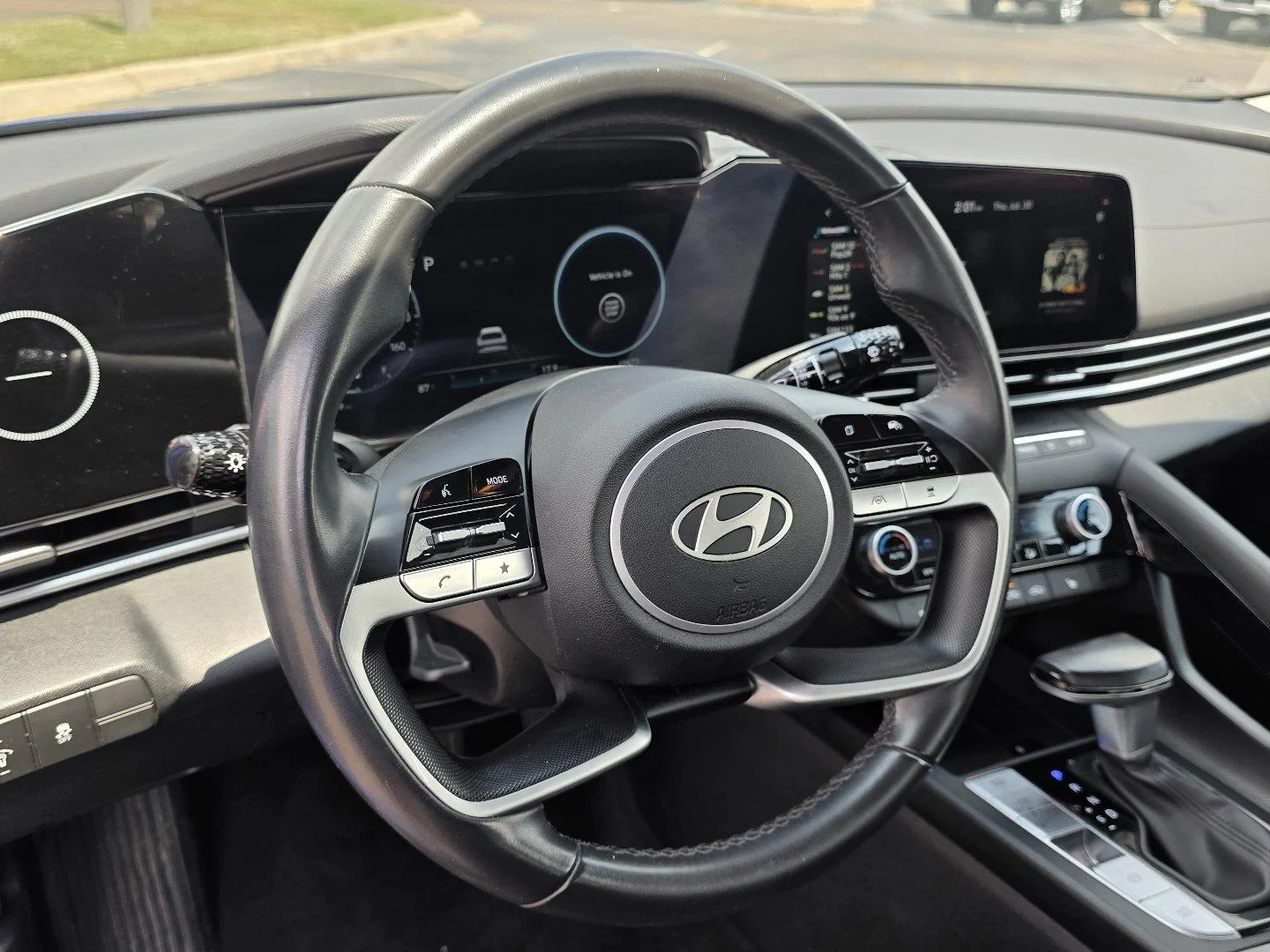 Used 2025 Intense Blue Hyundai SEL Convenience image 11
