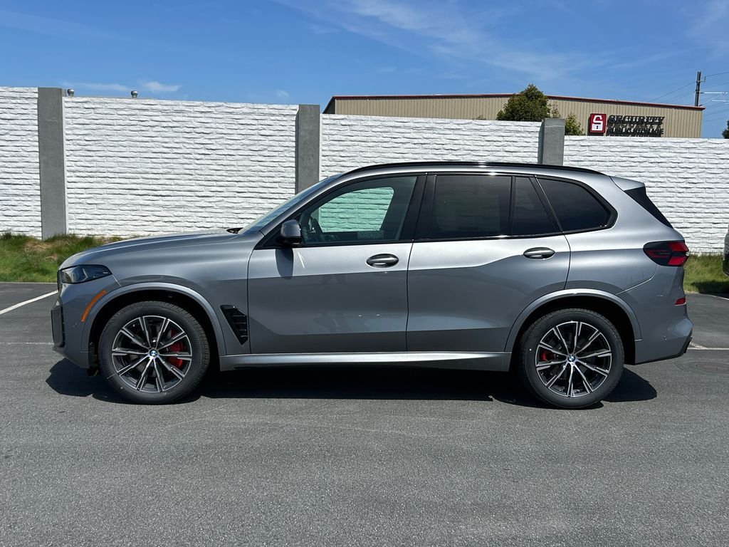 New 2026 Skyscraper Grey Metallic BMW xDrive40i image 2