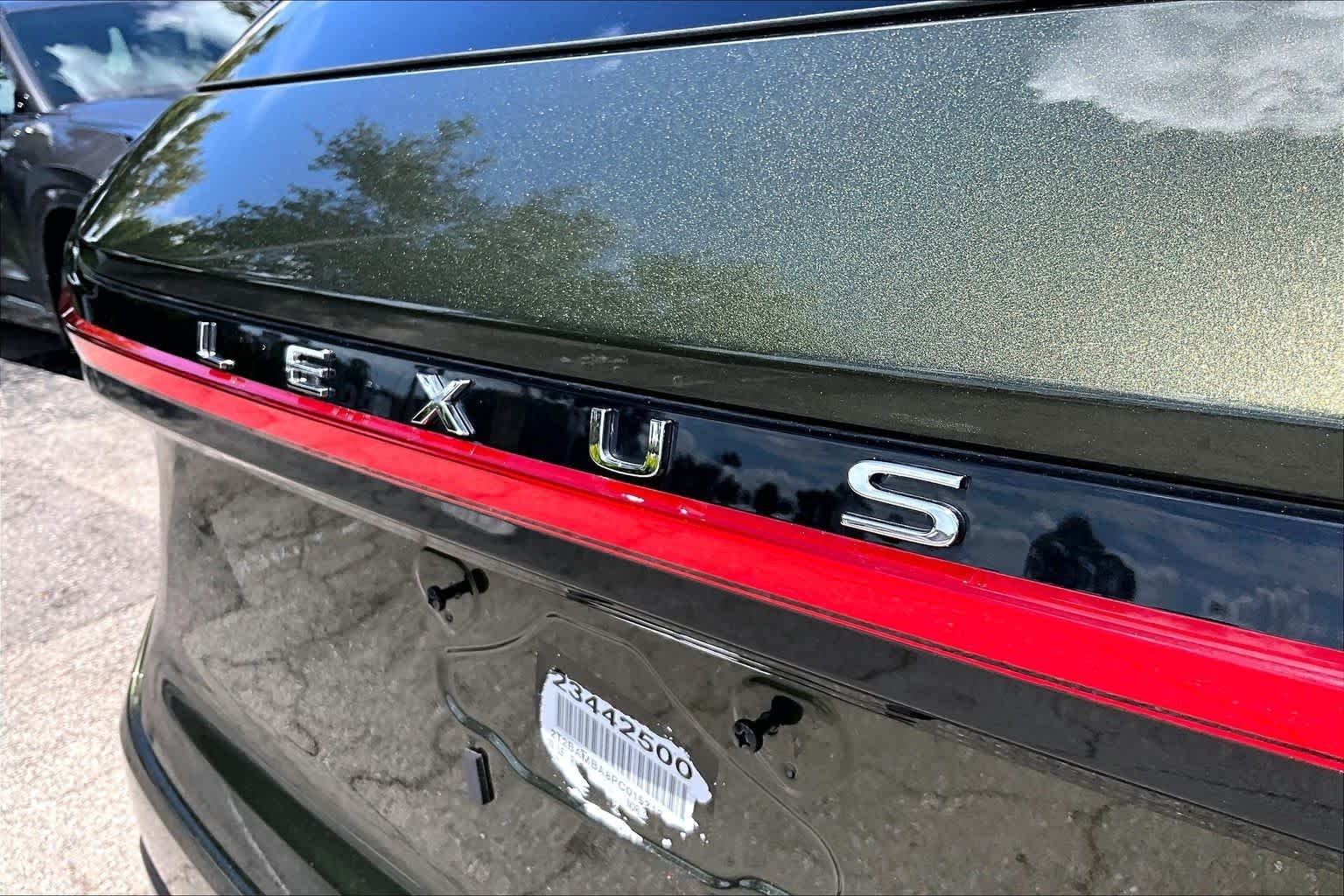 Used 2023 Nori Green Pearl Lexus Premium image 31
