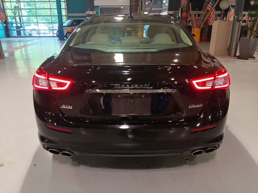 Certified Used 2018 Black Maserati  image 7