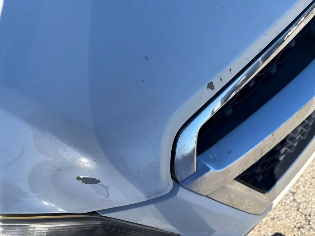 Used 2014 White Subaru 2.5i image 17