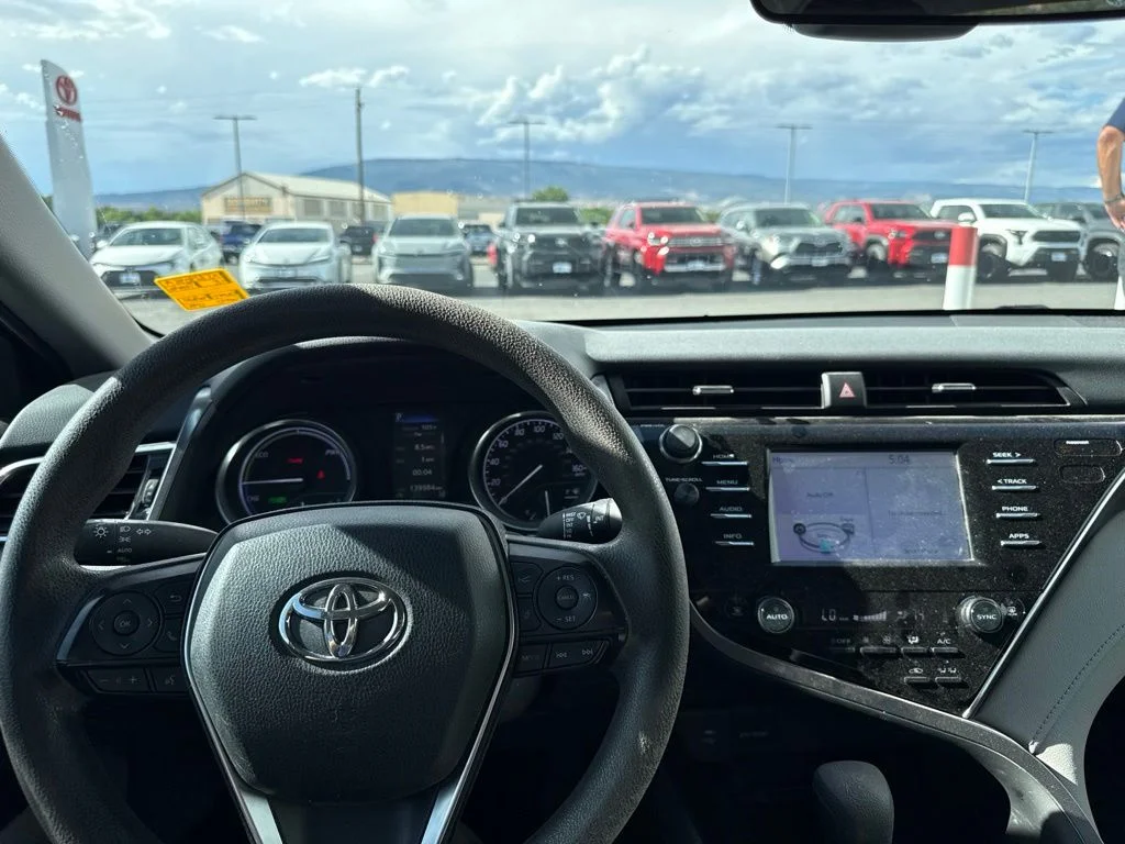 Used 2018 Super White Toyota LE image 16