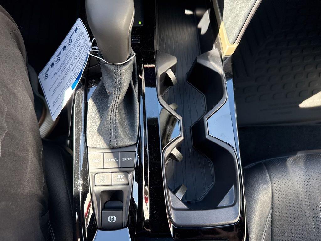 2026 Toyota Camry XSE - Photo 18