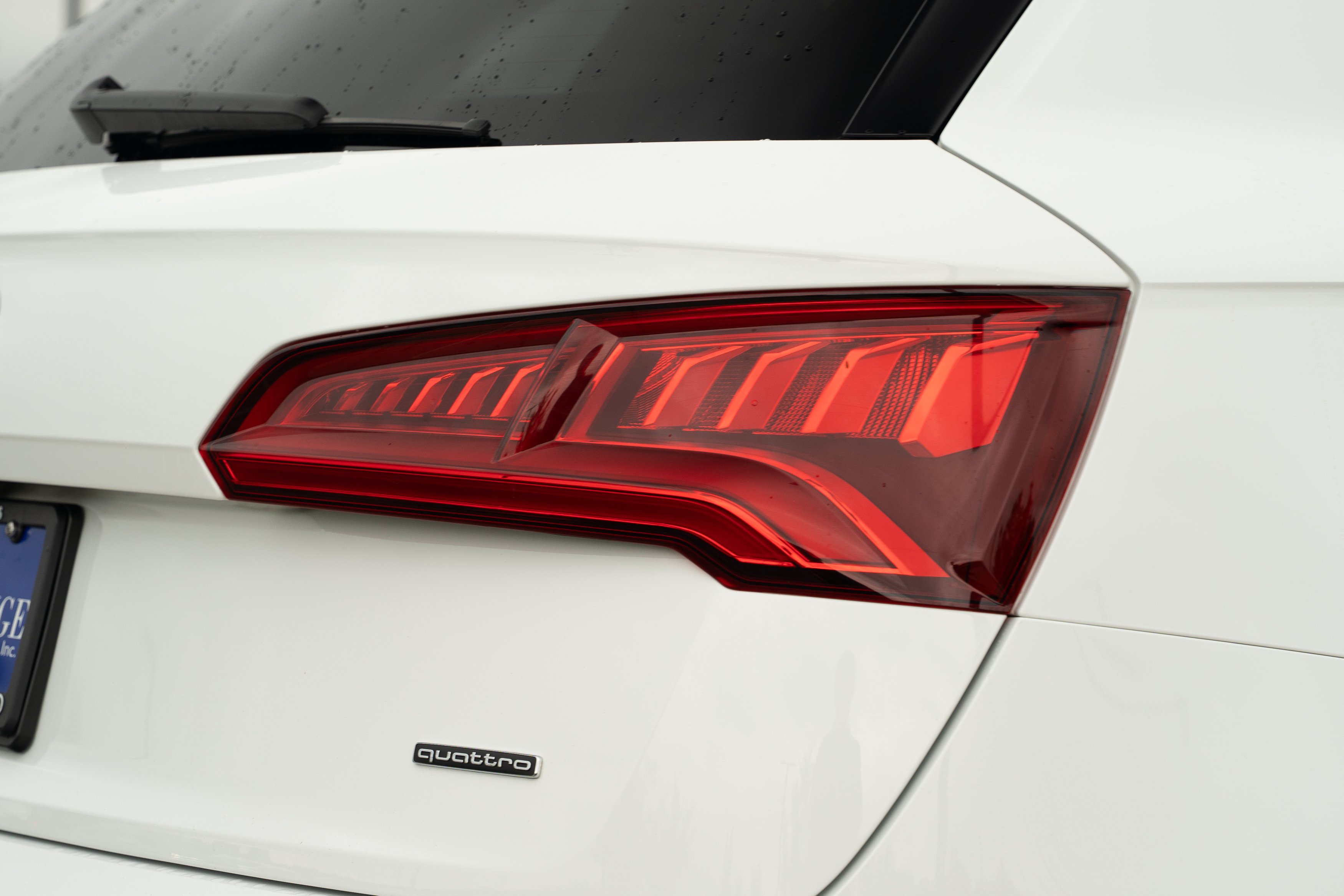 Used 2019 Ibis White Audi Prestige image 31
