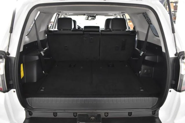 Used 2022 White Toyota SR5 Premium image 18