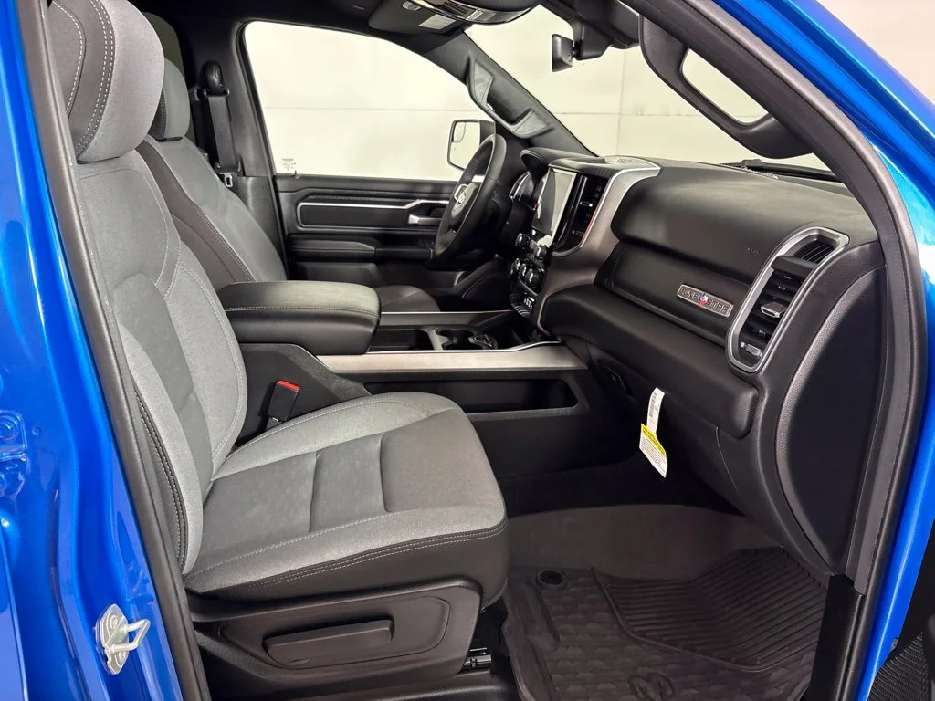 Used 2025 Blue Ram Big Horn/Lone Star image 15