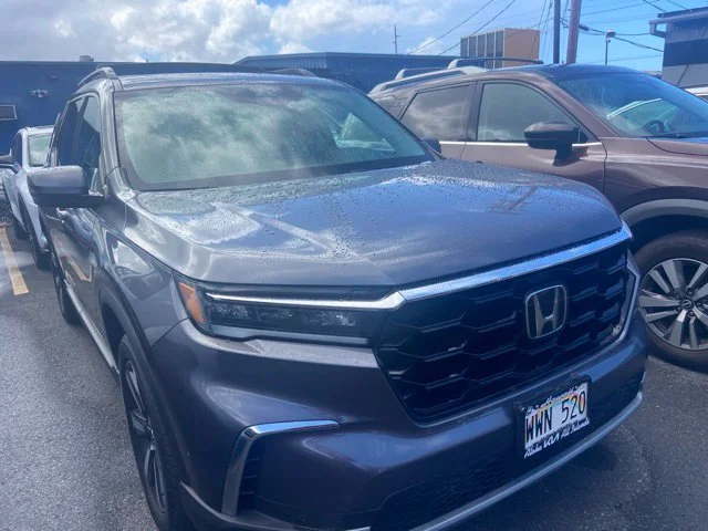 Used 2023 Gray Honda Touring image 3